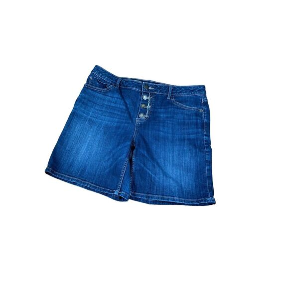 Simply Vera Vera Wang Denim Shorts with Button Fly Closure Perfect for Summer - Picture 2 of 8